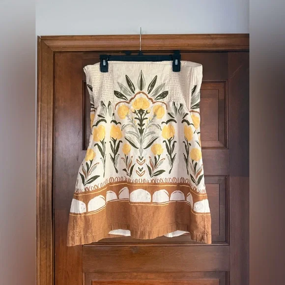 The A&F Scarlett Strapless Linen-Blend Skort - Picture 7 of 9